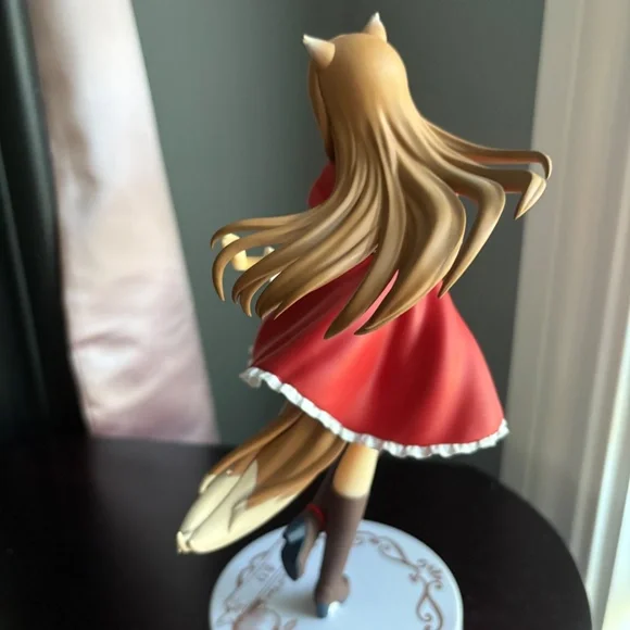 Holo the wise wolf anime figure - Picture 3 of 3